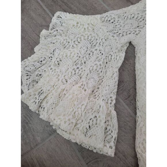 Boston Proper Crochet Off the Shoulder Top Size Small Cream/Off White Color - Picture 7 of 7